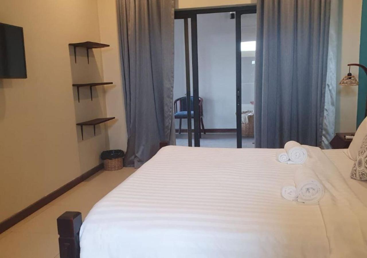 Three Little Birds Hotel เสียมราฐ ภายนอก รูปภาพ